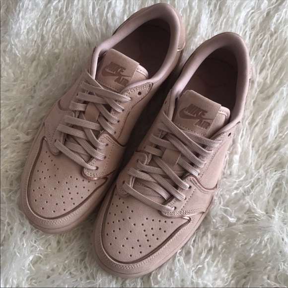 NWT Nike Air Jordan Retro Suede - Picture 3 of 8